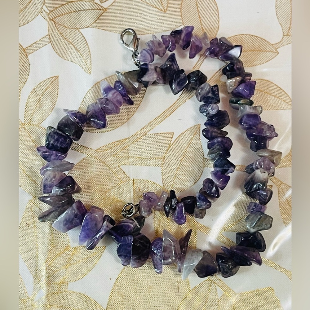 Vintage Amethyst Chip Semi-Precious Gem Stone  Necklace Purple 15”Handmade